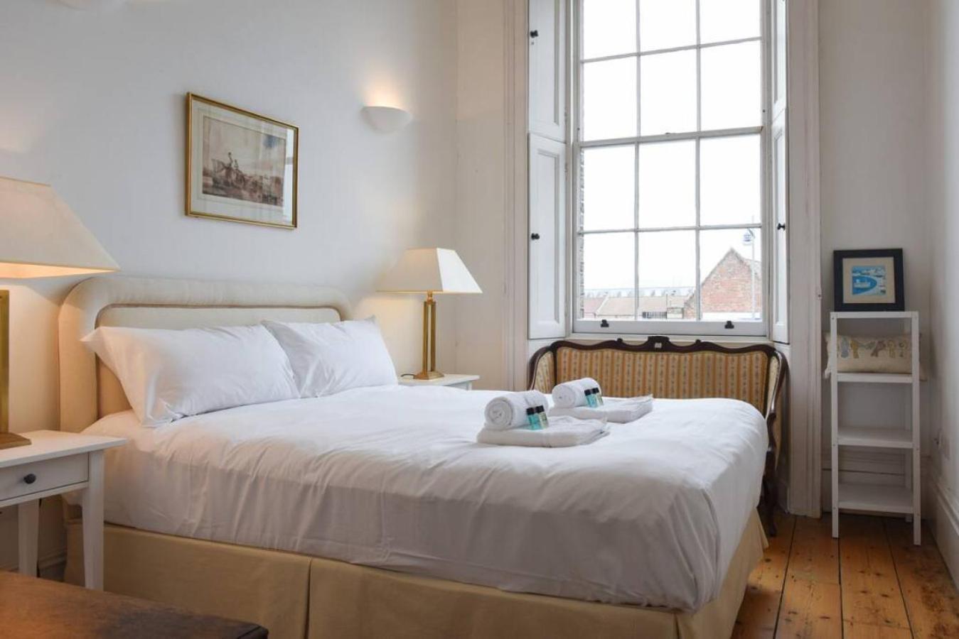 Air Maison - Naval Officers Quarters Flat Gosport Eksteriør billede